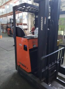 Электрический ричтрак Doosan BR16 — БУ